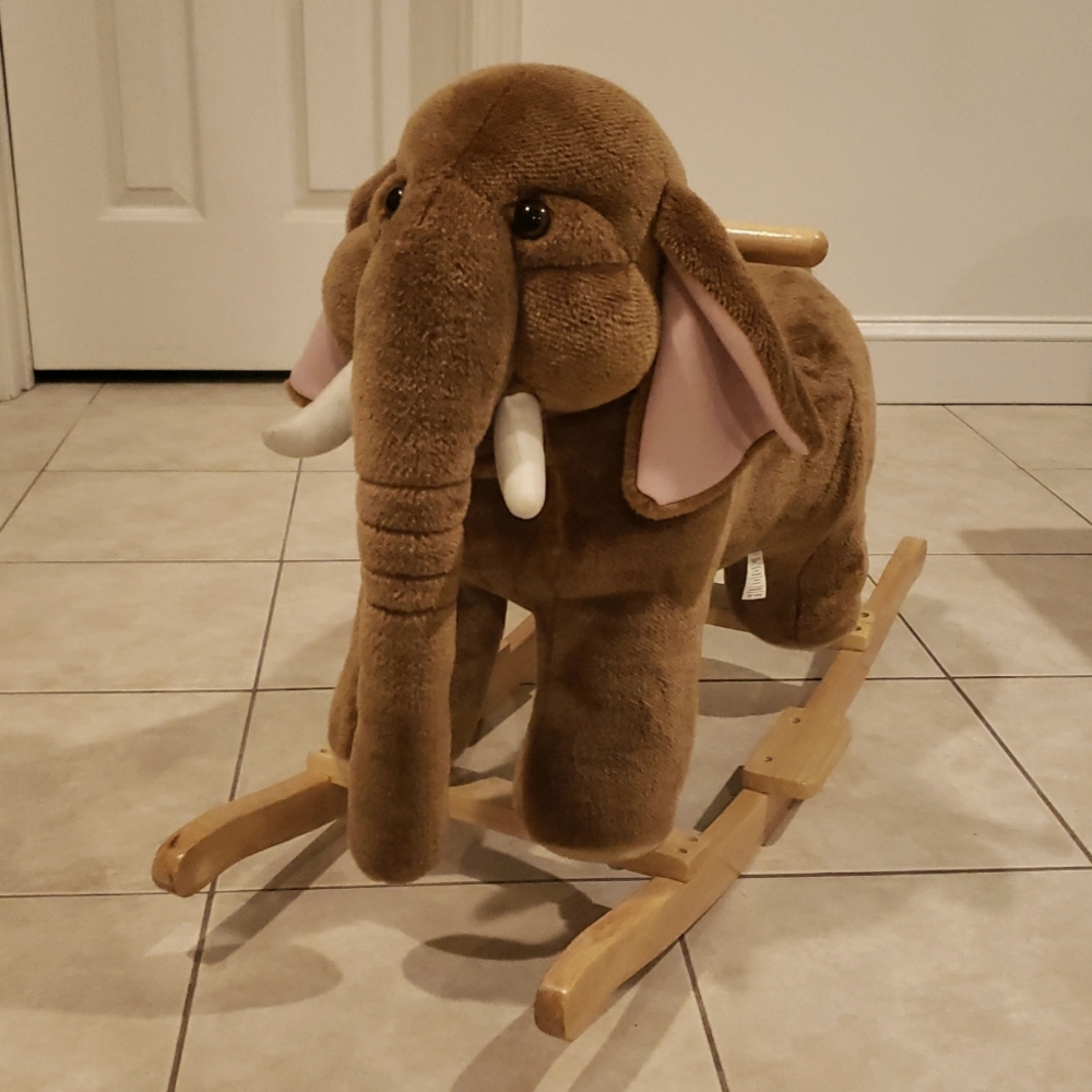 HAPPY TRAILS Plush Elephant Rocker Ride On Toy with Sound- Baby/Kids/Toddler EUC - Picture 3 of 13